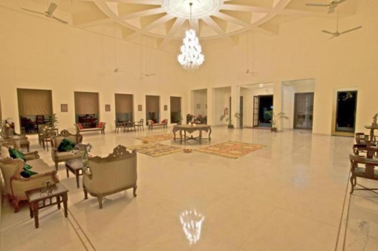 The Hadoti Palace, Būndi Esterno foto